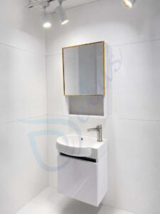 Bộ tủ lavabo treo tường bằng nhôm nhỏ gọn màu trắng dành cho nhà tắm siêu nhỏ Bộ tủ lavabo treo tường bằng nhôm nhỏ gọn
