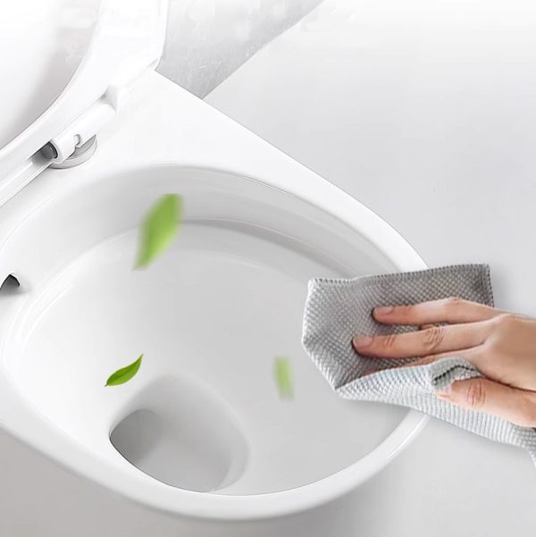 Bồn cầu ngắn 58cm, phù hợp nhà vệ sinh nhỏ gọn