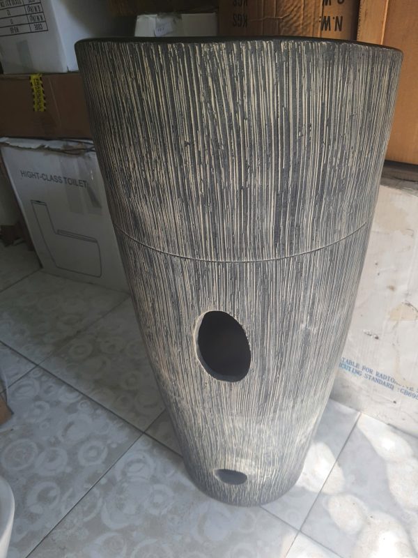 Lavabo trụ đứng sân vườn họa tiết hoa sen