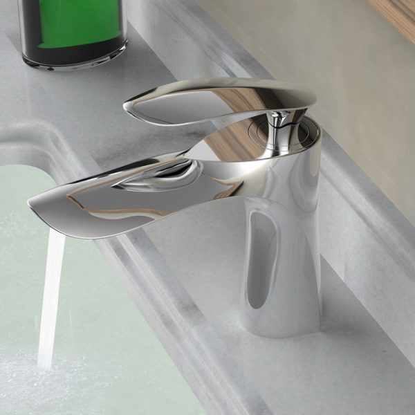 òi lavabo nóng lạnh kiểu chiếc lá crom trắng bóng, bản thấp lắp chậu âm/bán âm