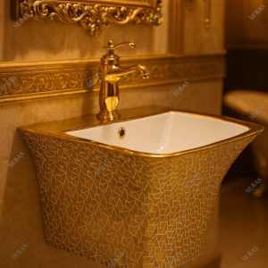 Lavabo treo tường mạ vàng W22G kiểu liền khối Lavab treo tường mạ vàng hoa văn sang trọng