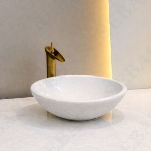 Chậu lavabo đá tự nhiên kiểu tô với nhiều màu và nhiều vân lạ phù hợp với không gian phòng tắm rộng rãi hay thiết kế ngoài trời Lavabo đá tự nhiên màu trắng