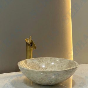 Chậu lavabo đá tự nhiên kiểu tô với nhiều màu và nhiều vân lạ phù hợp với không gian phòng tắm rộng rãi hay thiết kế ngoài trời Lavabo đá tự nhiên màu xám ghi