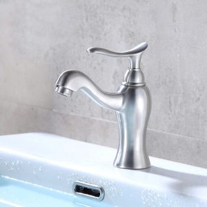 Vòi chậu rửa mặt cao cấp